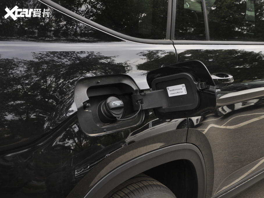 2020; Ŀ 380TSI m VI