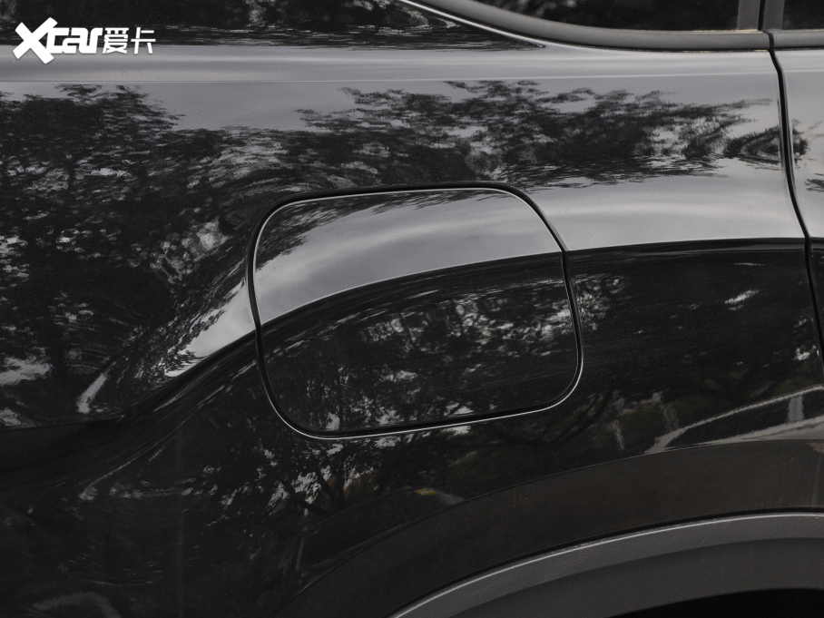 2020; Ŀ 380TSI m VI