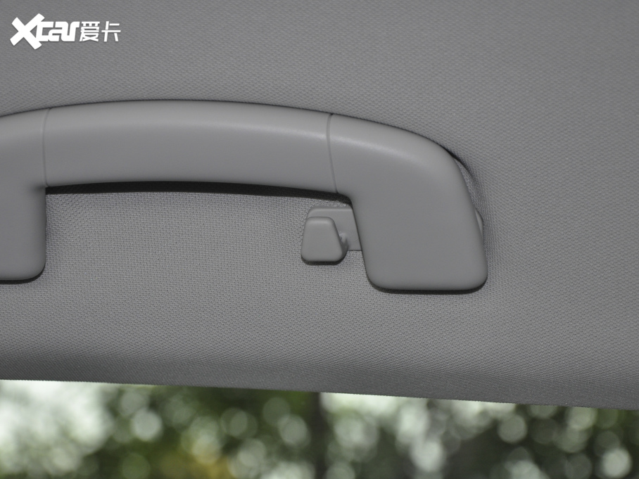 2020; Ŀ 380TSI m VI