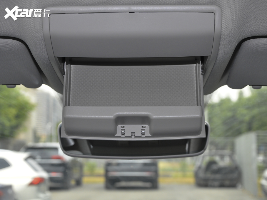 2020; Ŀ 380TSI (q)m VI