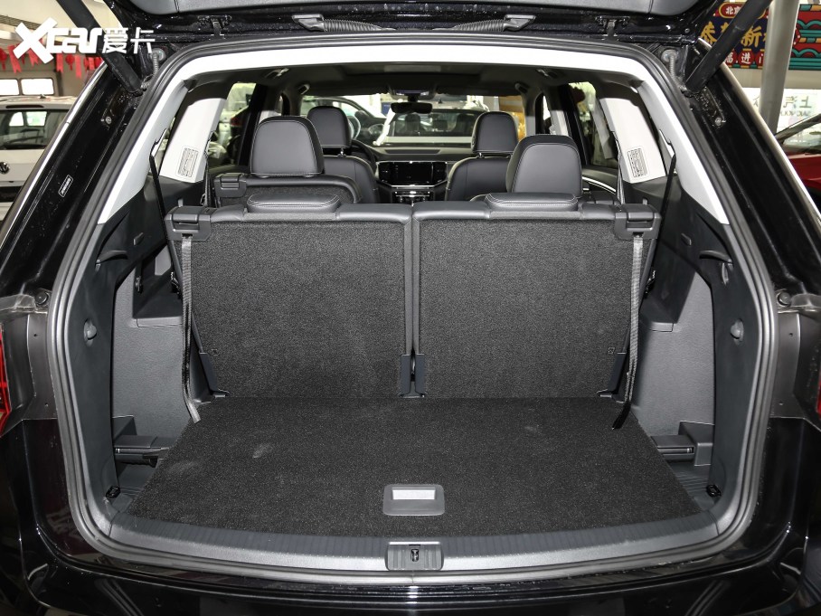 2020; Ŀ 530 V6 (q)A