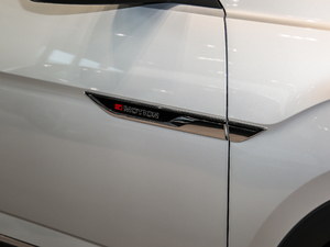 2020Ŀ 380TSI (q)A (x)(ji)^