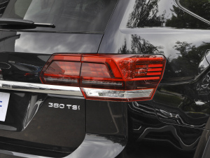 2020Ŀ 380TSI m VI ^