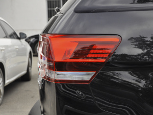 2020Ŀ 380TSI m VI ^