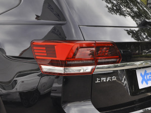 2020Ŀ 380TSI m VI ^