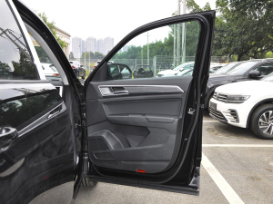 2020Ŀ 380TSI m VI g