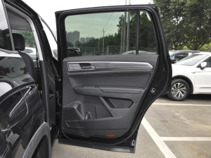 2020Ŀ 380TSI m VI g