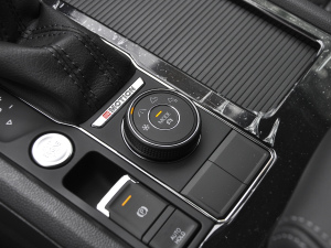 2020Ŀ 380TSI m VI п؅^(q)