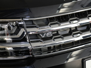 2020Ŀ 530 V6 A ^