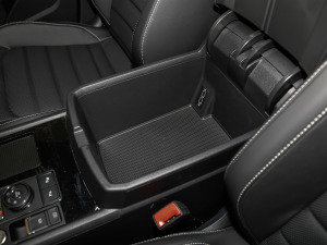 2020Ŀ 530 V6 (q)A g