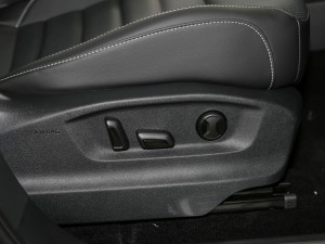 2020Ŀ 530 V6 (q)A g