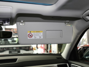 2020Ŀ 530 V6 (q)A g