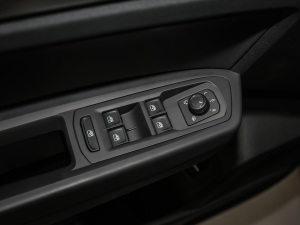 2020Ŀ 530 V6 A {܇ƅ^(q)	