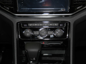 2020Ŀ 530 V6 A {{(ji)