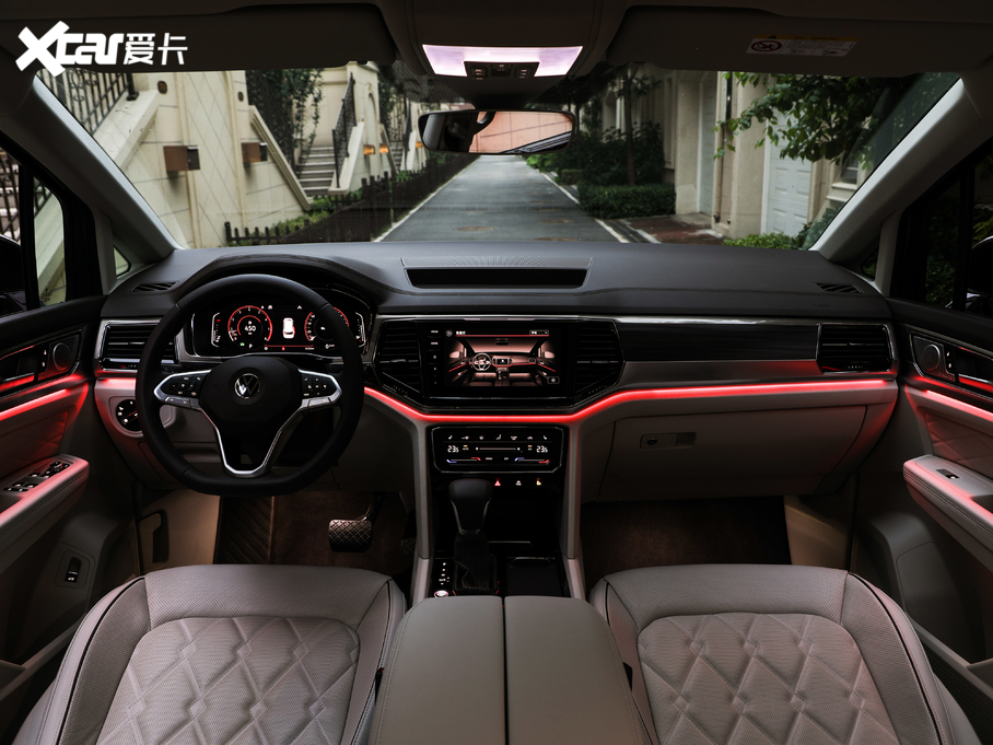 2020����Ȼ 380TSI ��Ş��