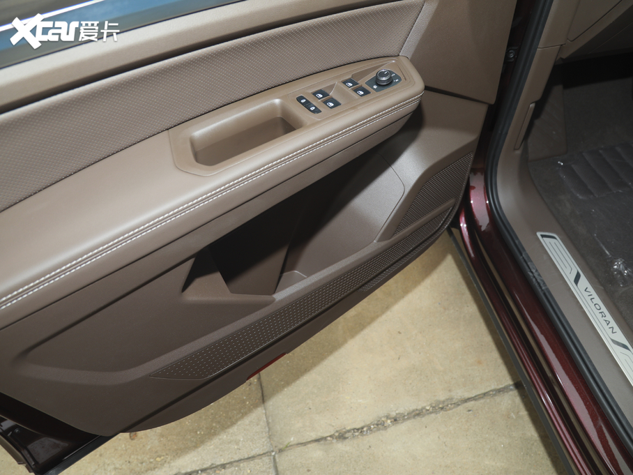 2020����Ȼ 330TSI �̄հ�