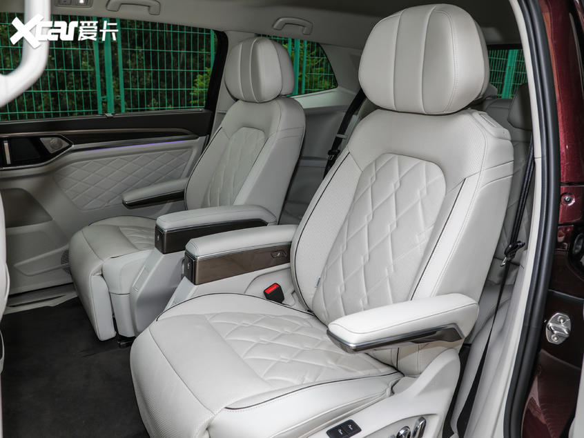 上汽大眾2020款Viloran