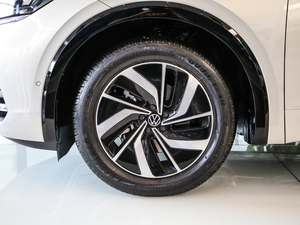 2020330TSI A (x)(ji)^