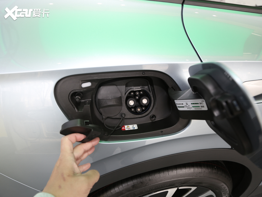 2021I(lng)D.4 X Pro OLm(x)