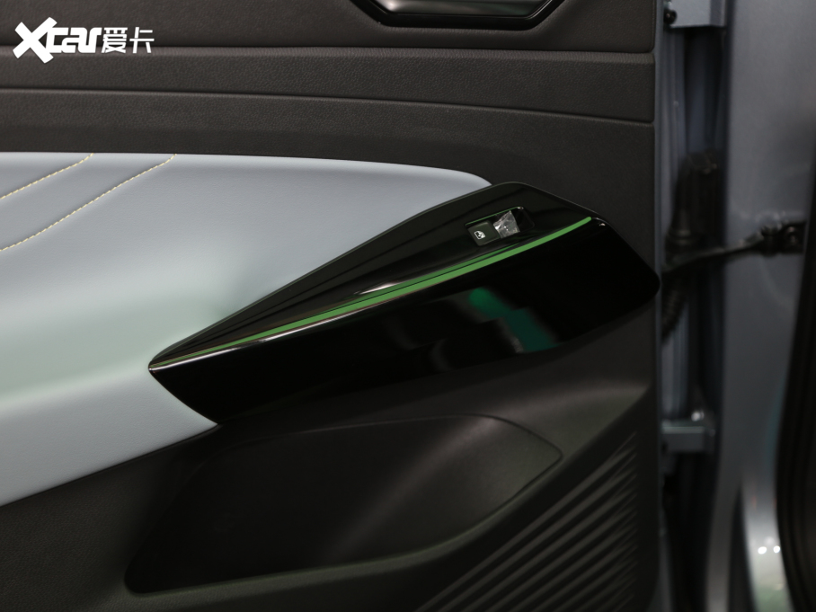 2021I(lng)D.4 X Pro OLm(x)