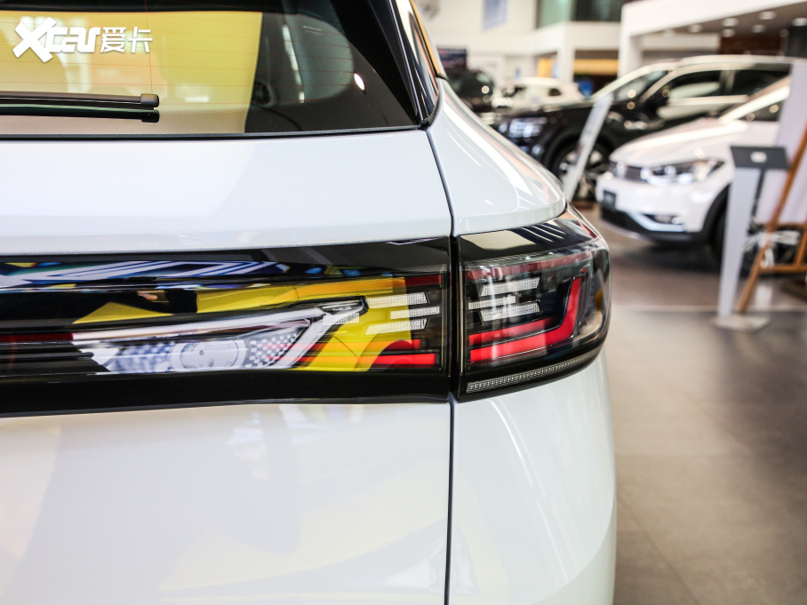 2021ID.4 X 1st Edition ID.Ҋ