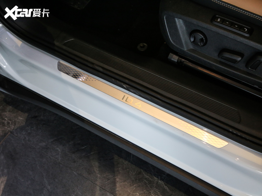 2021ID.4 X 1st Edition ID.Ҋ