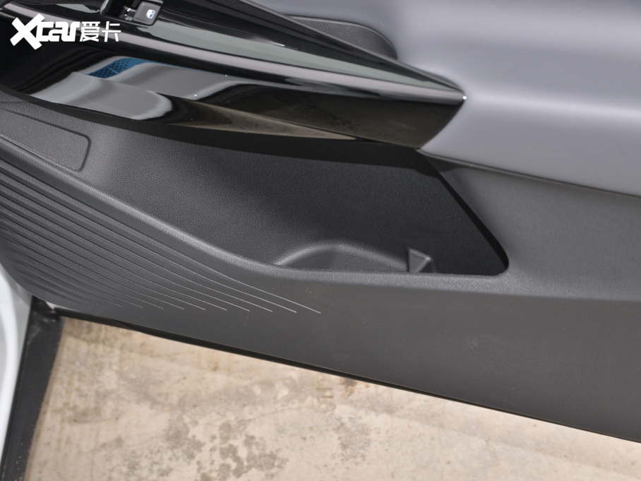 2021ID.4 X Pure+ Lm(x)