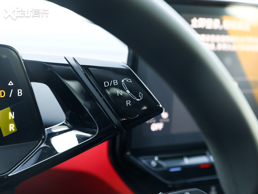 2021��I(l��ng)D.4 X Pure ������