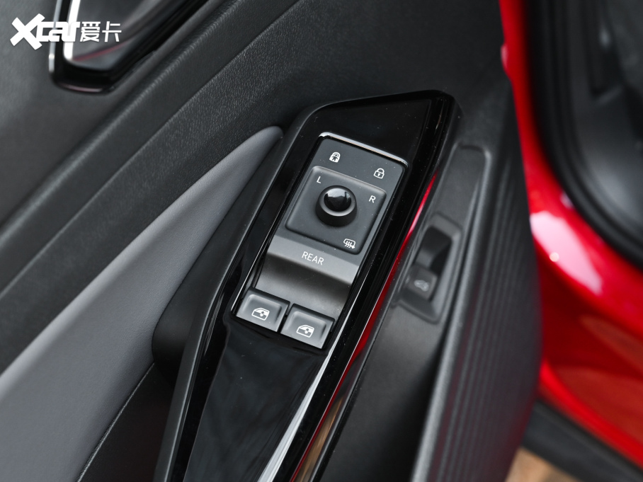 2021I(lng)D.4 X Pro OL(zhng)m(x)