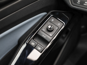 2021Prime (q) п؅^(q)