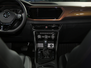 2020款280TSI 豪华版PLUS 国V 中控台