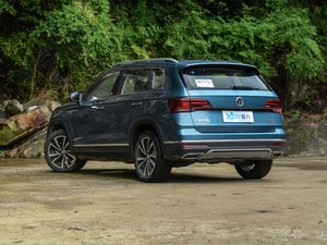 2020款330TSI 四驱旗舰版 国VI 左后45度
