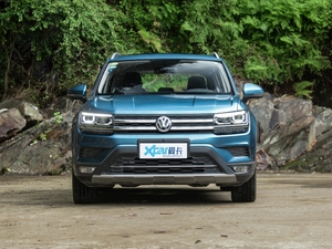 2020款330TSI 四驱旗舰版 国VI 正前