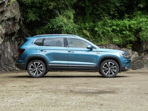 2020款330TSI 四驱旗舰版 国VI 整体外观