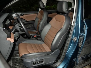2020款330TSI 四驱旗舰版 国VI 空间座椅