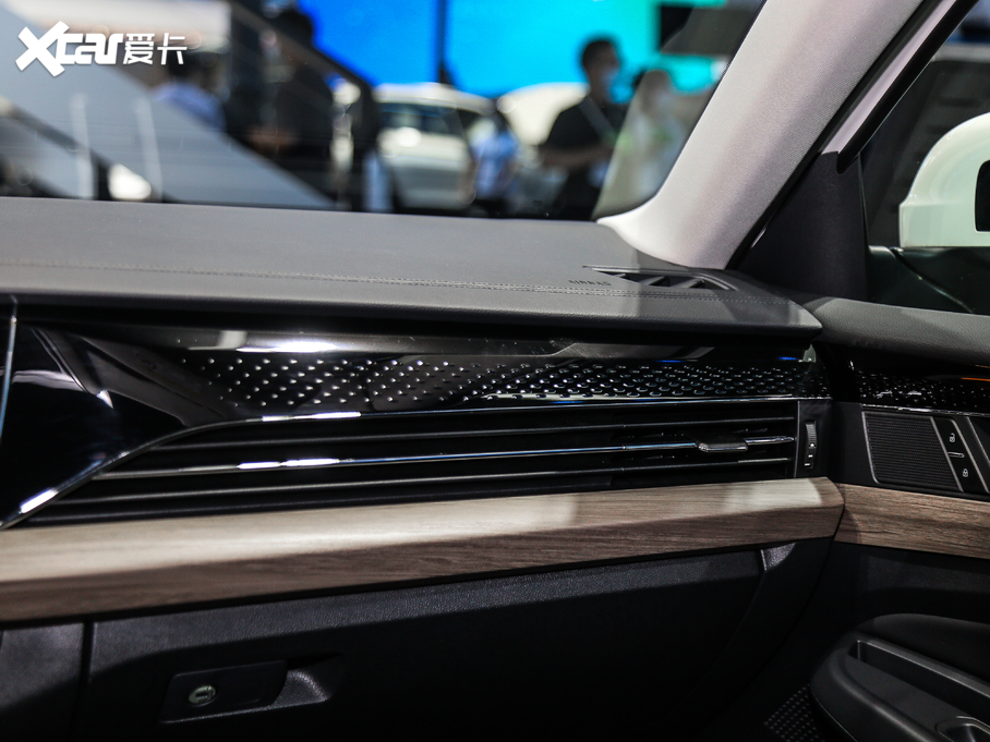 2020_Դ 430PHEV ӺA VI