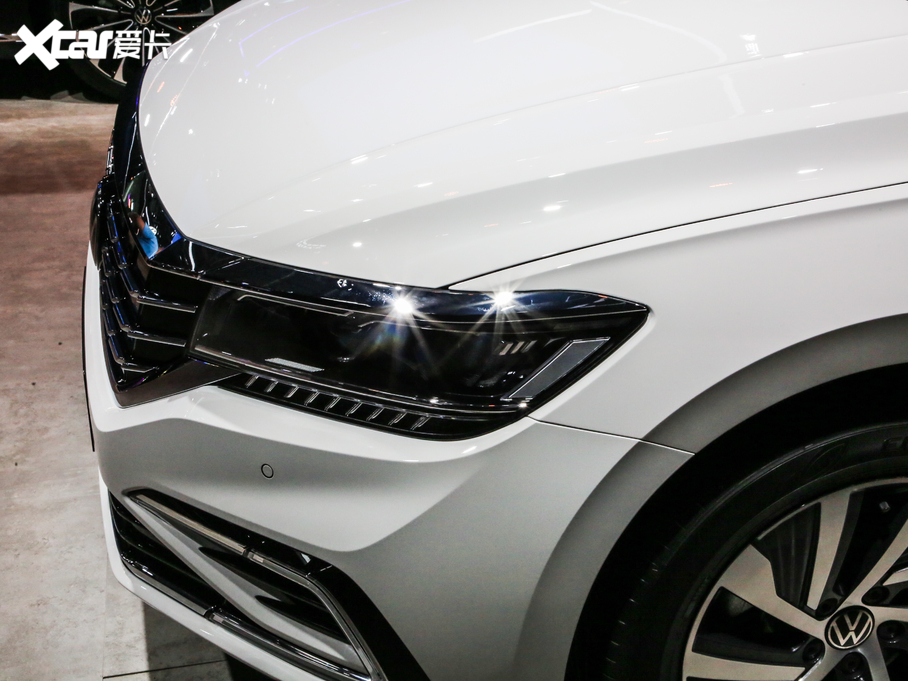 2020�����_������Դ 430PHEV ��Ӻ��A�� ��V