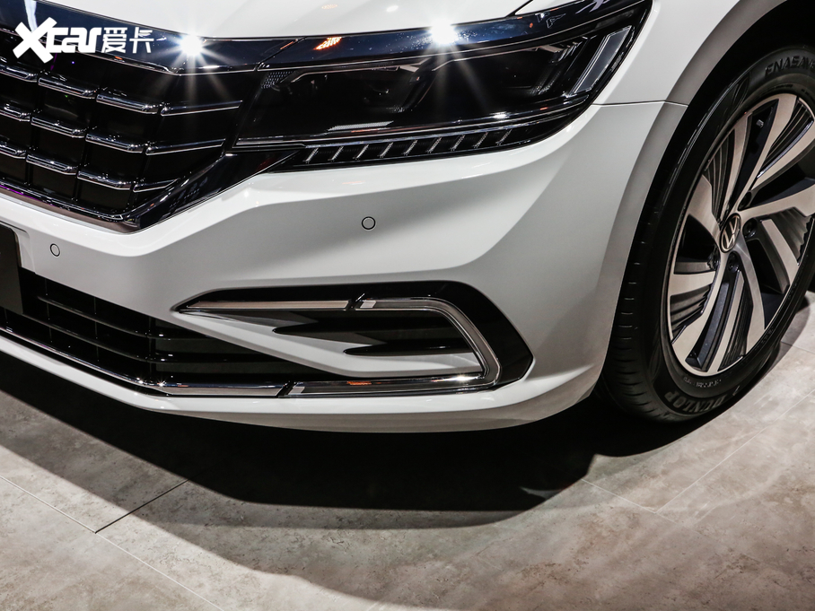 2020�����_������Դ 430PHEV ��Ӻ��A�� ��V