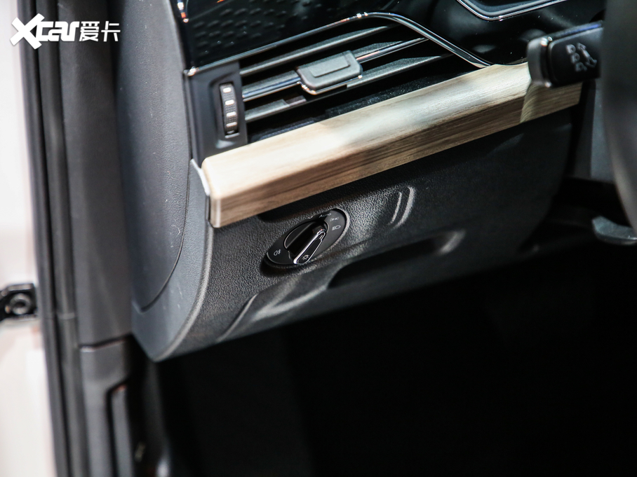 2020_Դ 430PHEV ӺA V