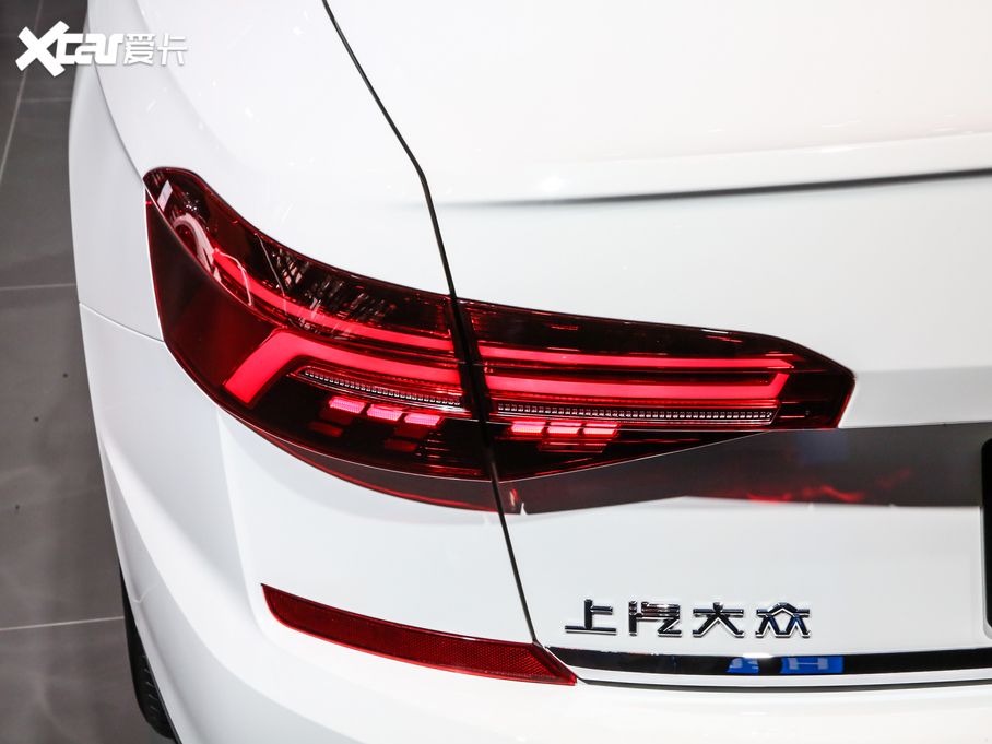 2020�����_������Դ 430PHEV ��Ӿ�Ӣ�� ��VI