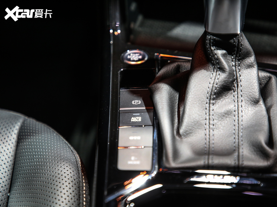 2020�����_������Դ 430PHEV ��Ӿ�Ӣ�� ��VI