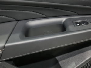 2020430PHEV ӺA VI g