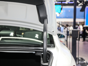 2020430PHEV (dng)A (gu)VI 