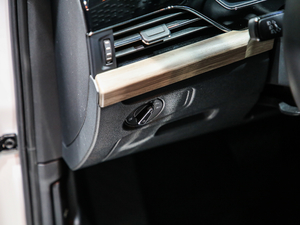 2020430PHEV ӺA V п؅^