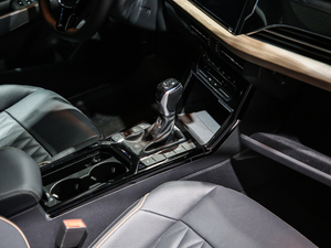 2020430PHEV ӺA V п؅^