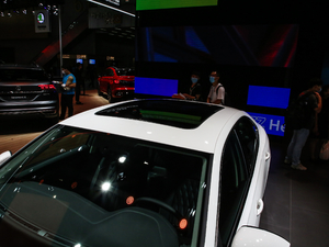 2020430PHEV ӾӢ VI ܇