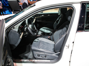 2020430PHEV ӾӢ VI ǰſg