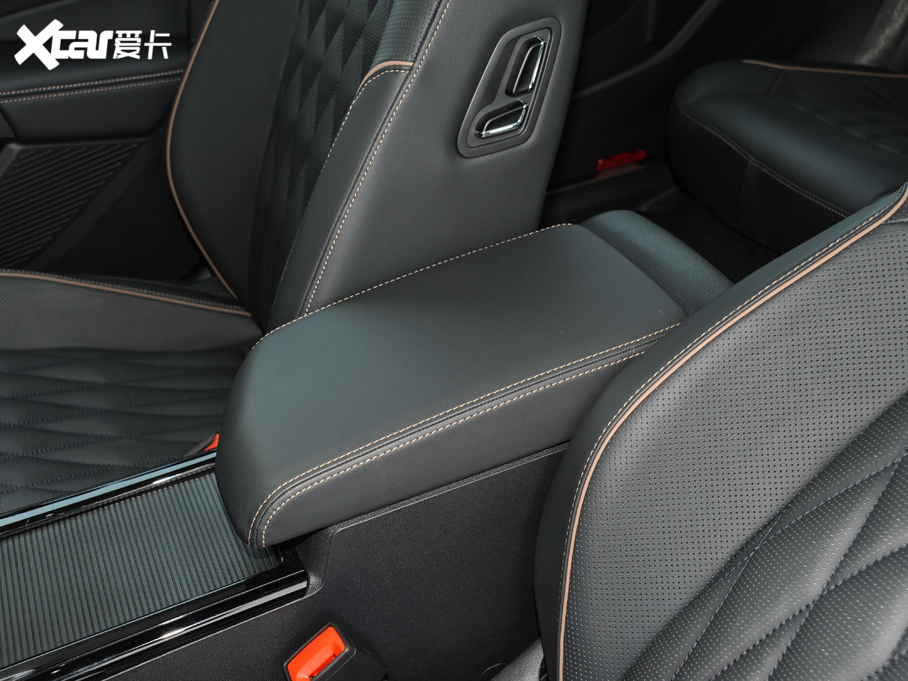 2020_ 330TSI A (gu)VI