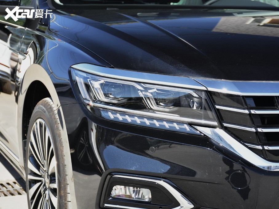 2020_ Ŀ 330TSI A VI