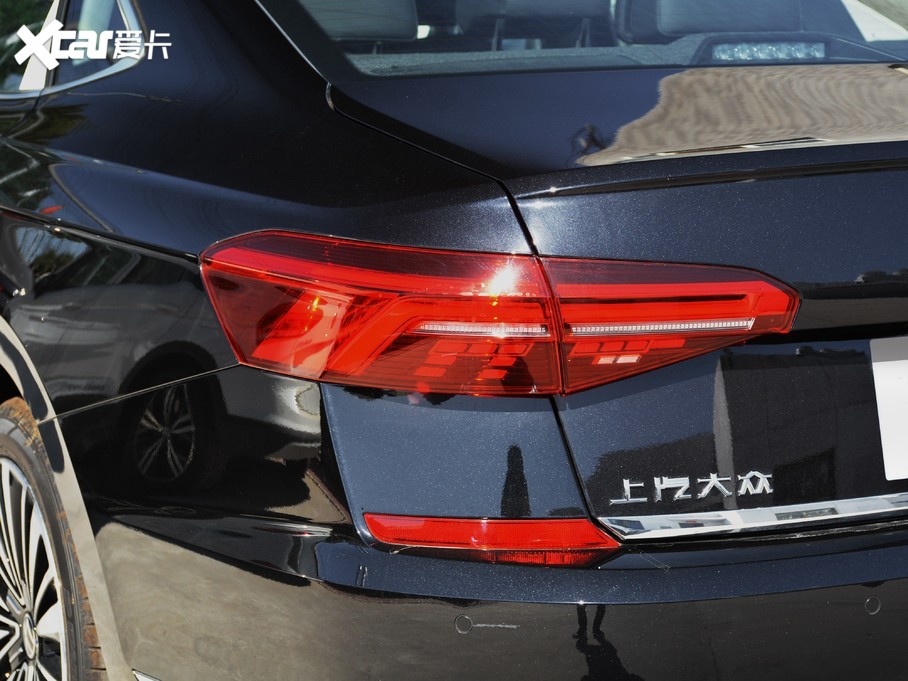 2020_ Ŀ 330TSI A VI